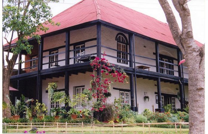 La Caverna & Cafe Mandala