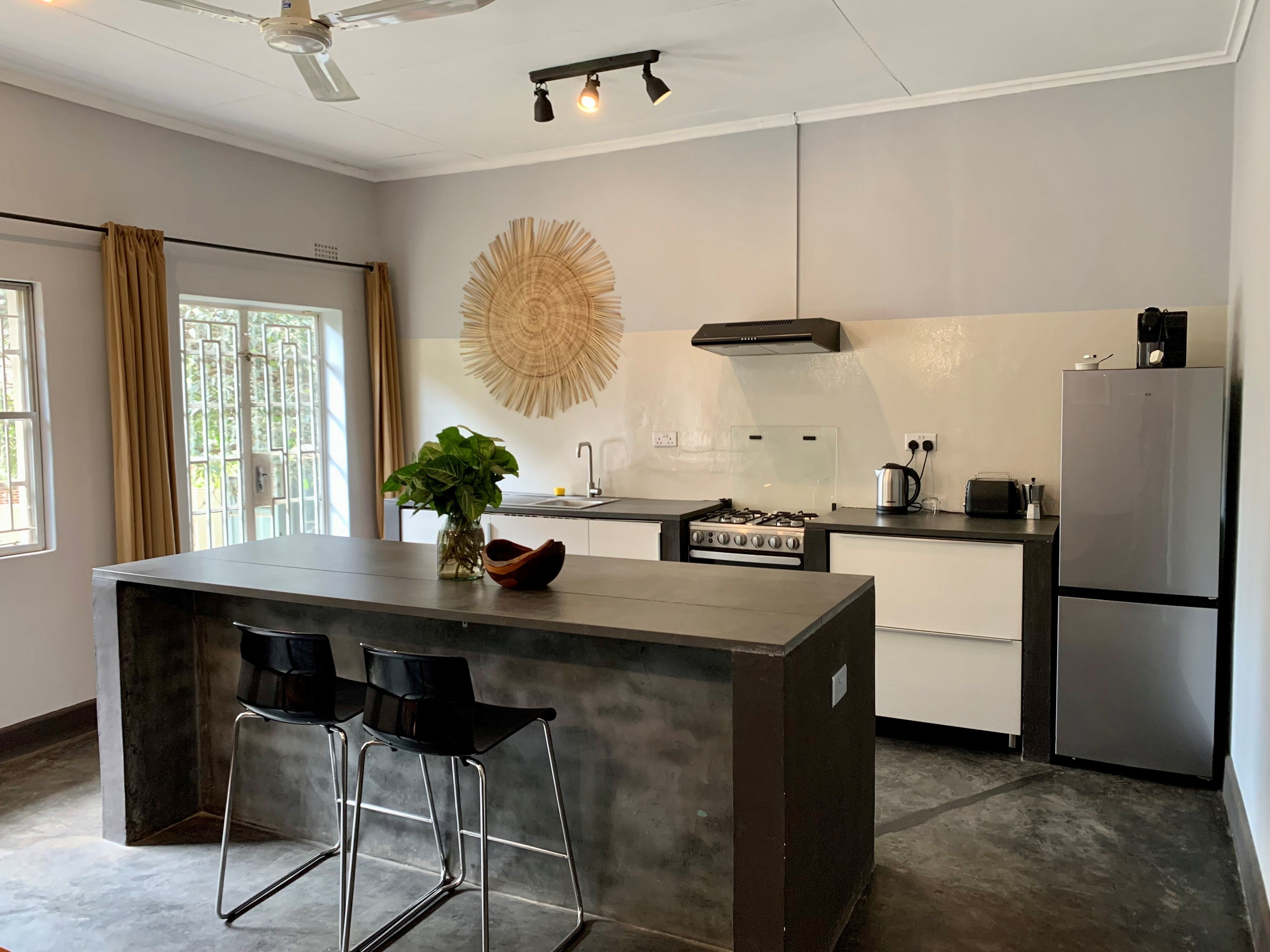 Africa-House-Lilongwe-Malawi-executive-apartment-04