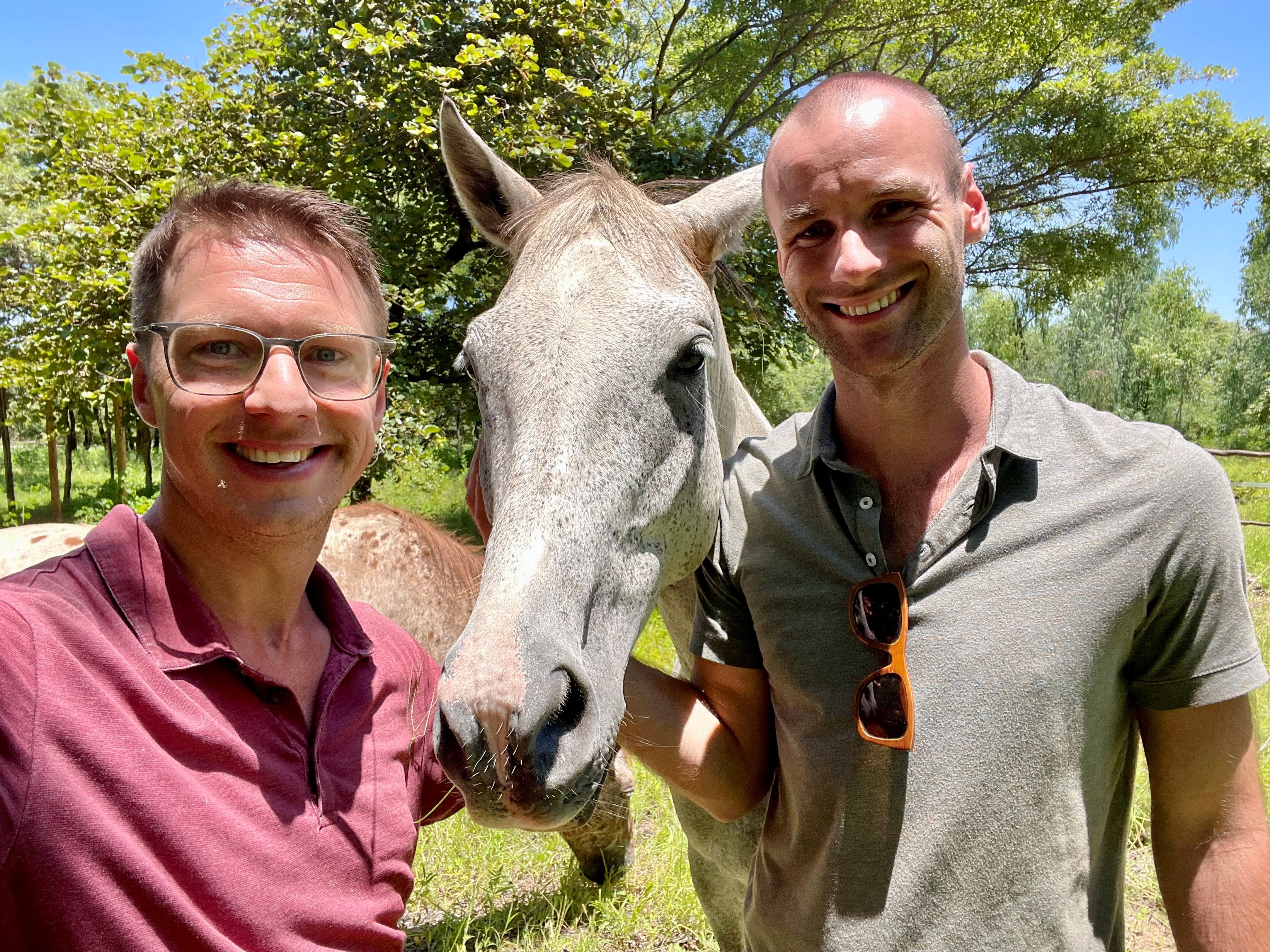 Team-Dilo-and-Hessel-with-horse-Katryn